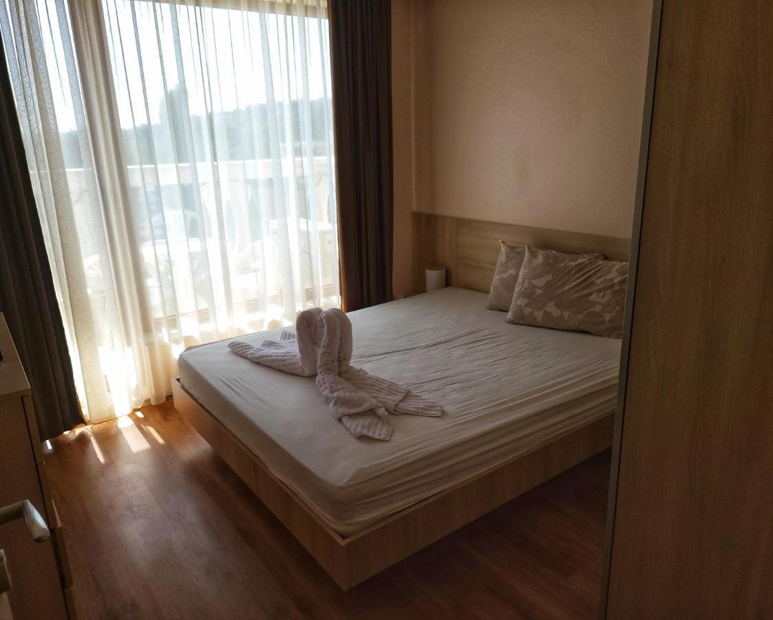 Elegantz Apartments Lamer Varna ภายนอก รูปภาพ
