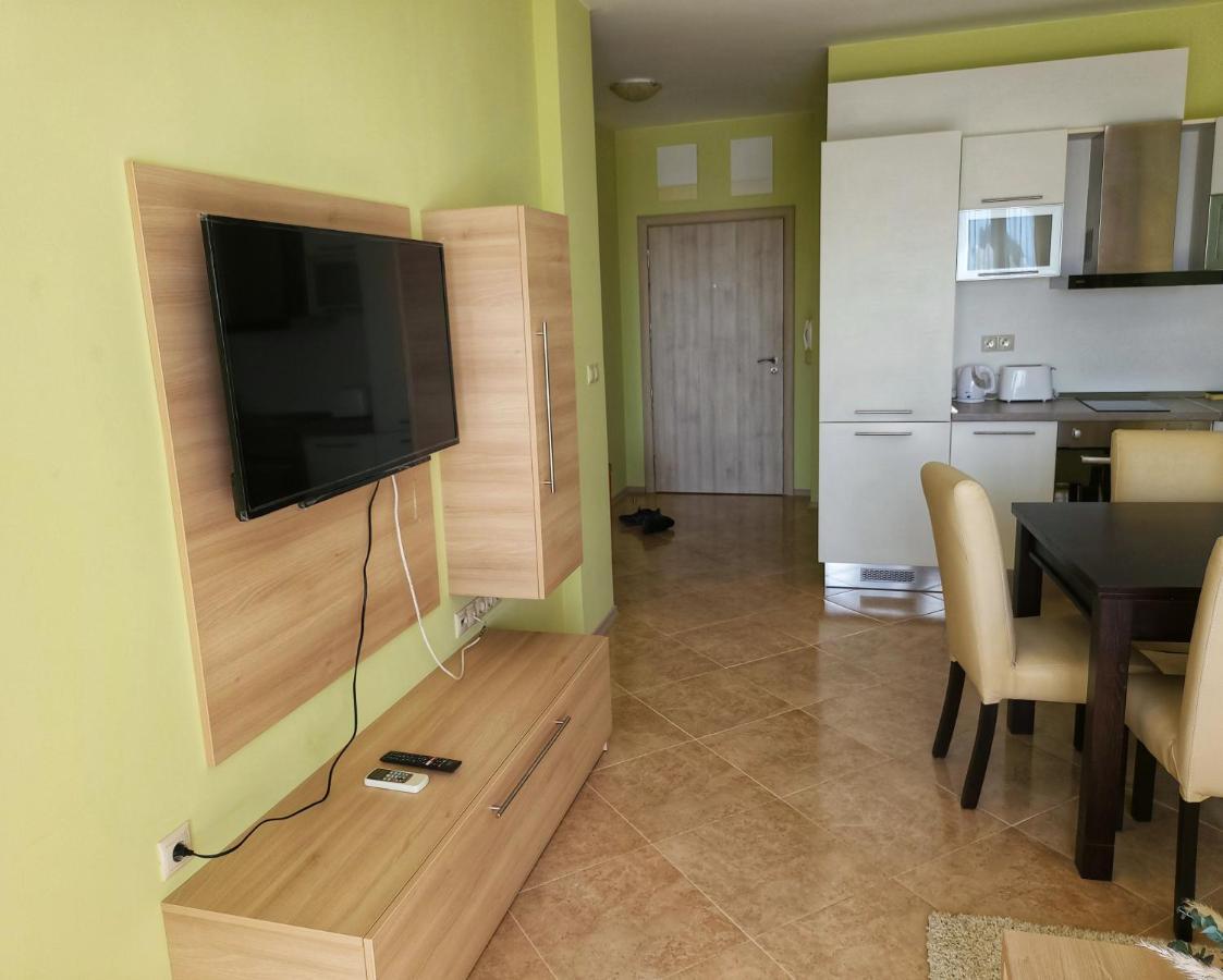 Elegantz Apartments Lamer Varna ภายนอก รูปภาพ