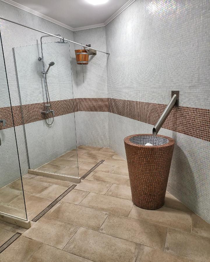 Elegantz Apartments Lamer Varna ภายนอก รูปภาพ