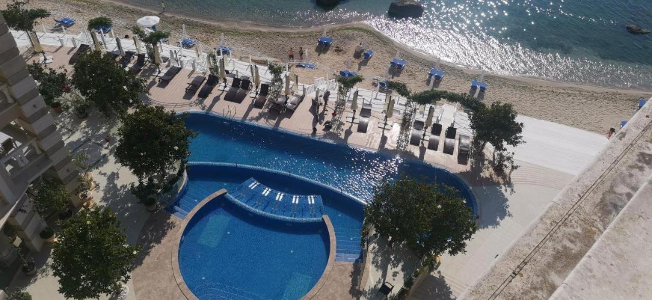 Elegantz Apartments Lamer Varna ภายนอก รูปภาพ